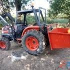 Trator kubota L4630 com frontal e gamela